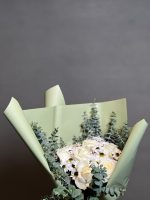 دسته گل رز سفید طرح بابی - Image 4