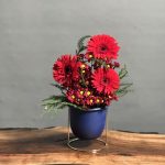باکس گل ژربرا طرح رد نیوی (سبد گل)