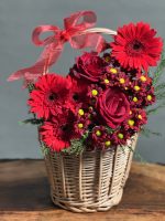 سبد گل رز قرمز طرح وودی - Image 3