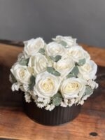 باکس گل رز سفید طرح بلک وایت - Image 3